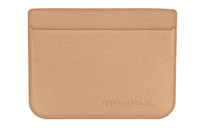 Magpul Industries, DAKA, Wallet, Polymer, Open: 8.25"x3.05" Folded: 4.125"x3.05", Flat Dark Earth
